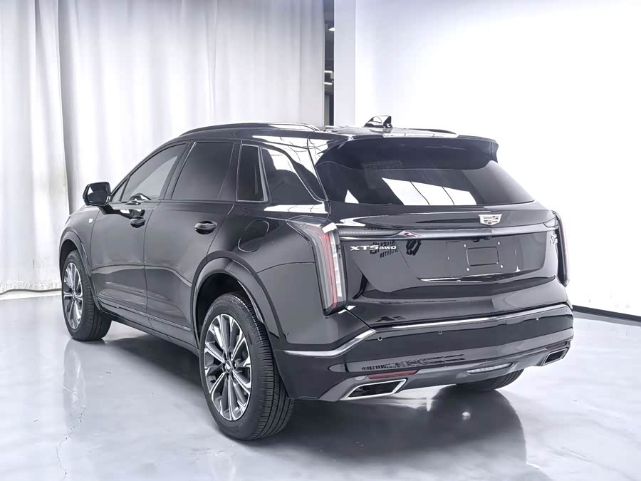Cadillac XT5 2025 — фото 10