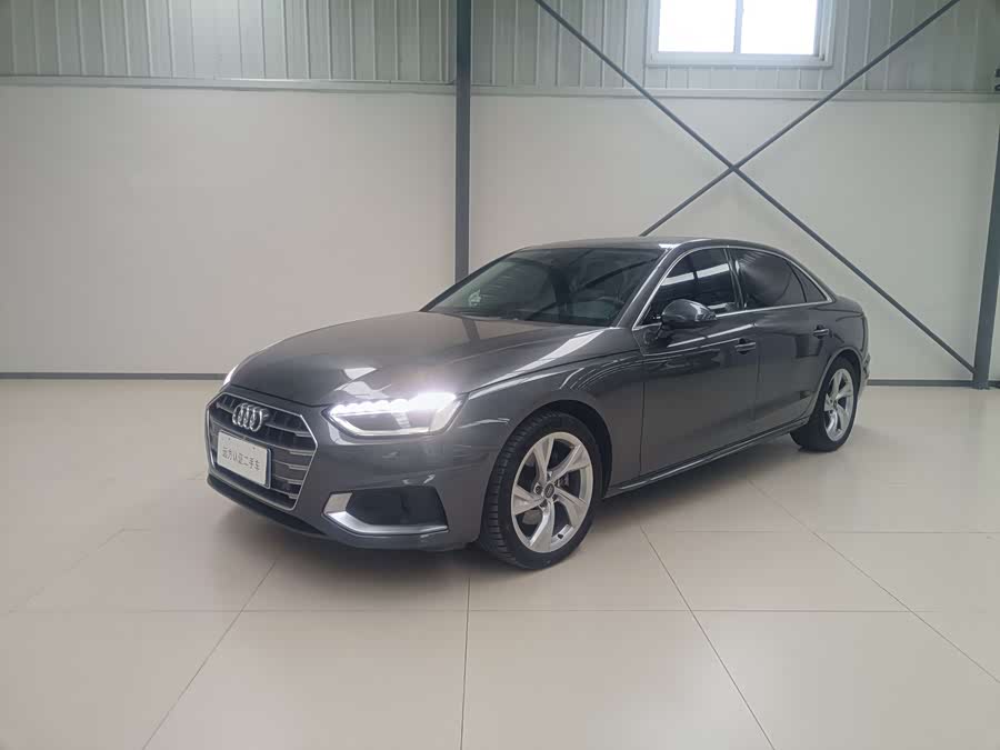 Audi A4L 2020