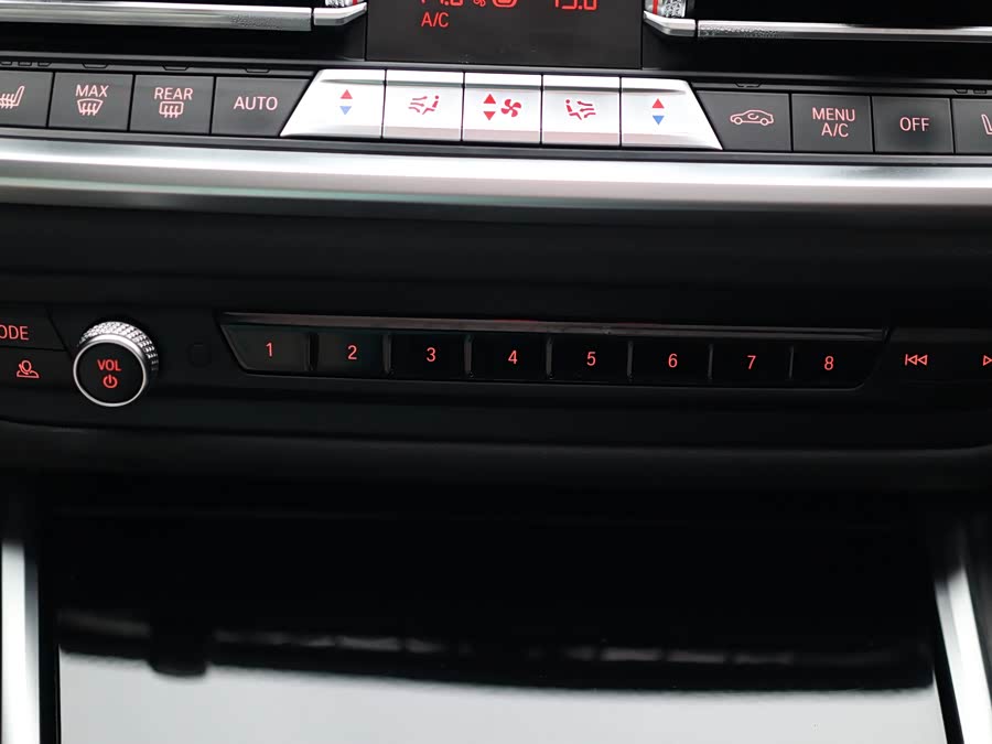 BMW 3 Series 2022 — фото 17