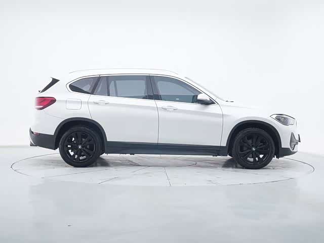 BMW X1 2021 — фото 22