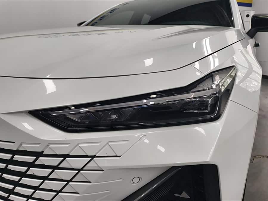 Changan UNI-V 2023