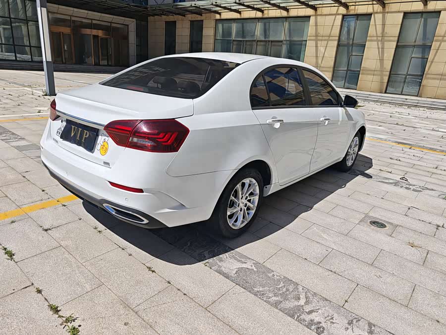 Geely Emgrand 2020