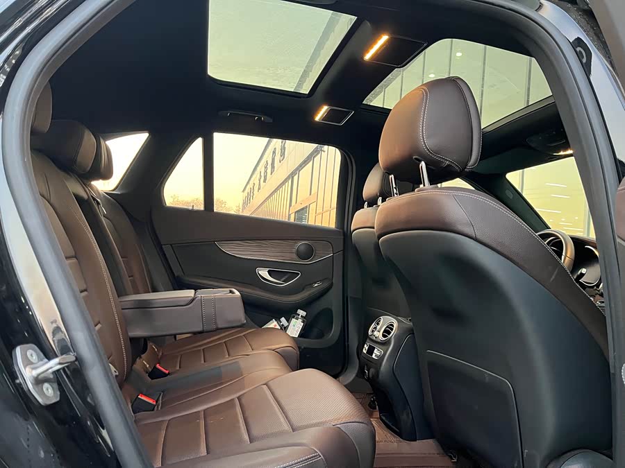 Mercedes-Benz GLC 2022 — фото 15