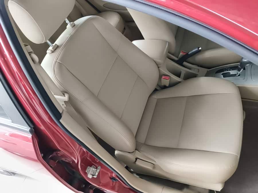 Buick Excelle 2013 — фото 25