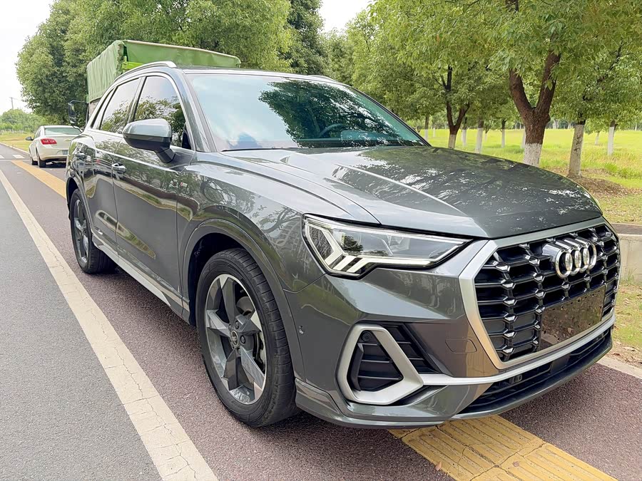 Audi Q3 2023