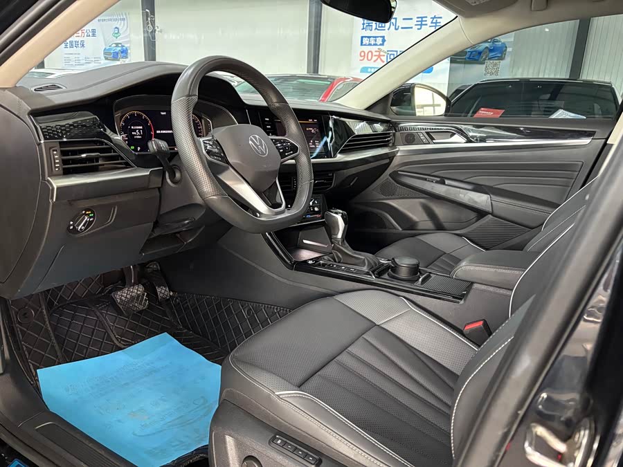 Volkswagen Passat 2024