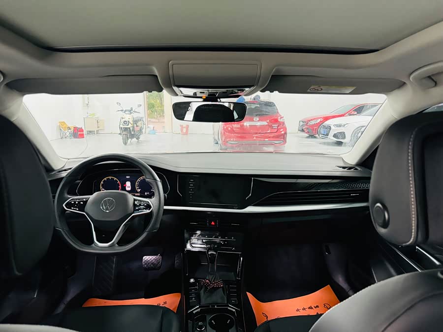 Volkswagen Passat 2024
