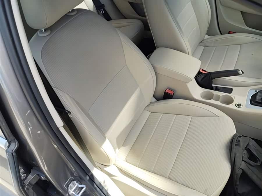 Skoda Octavia 2015 — фото 25