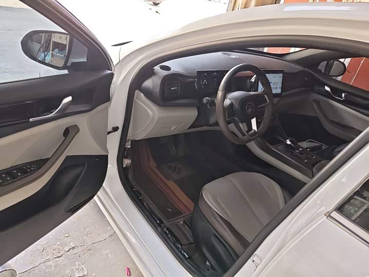 BYD Qin PLUS 2024 — фото 16