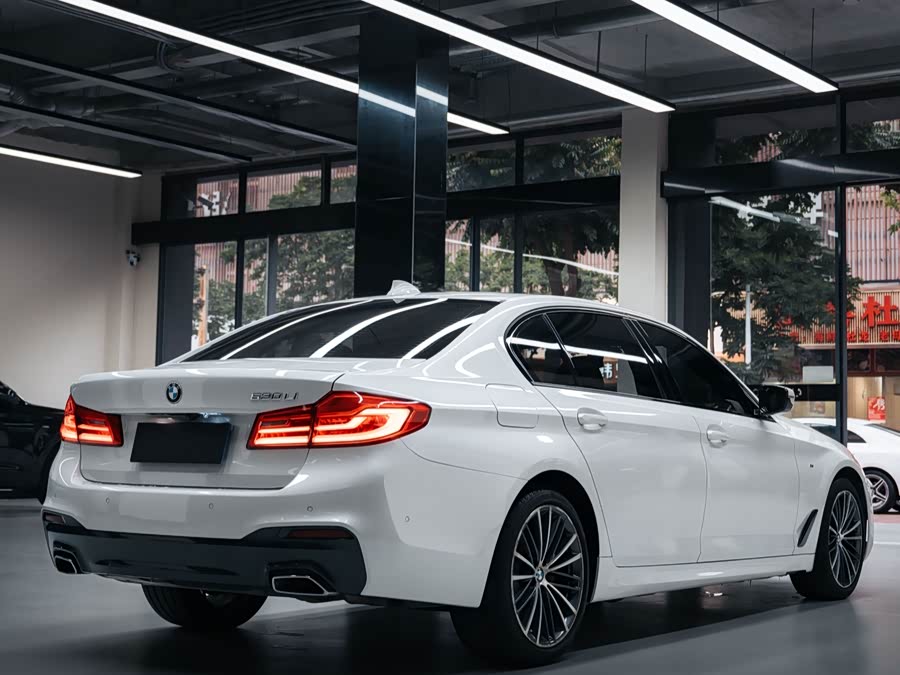 BMW 5 Series 2020