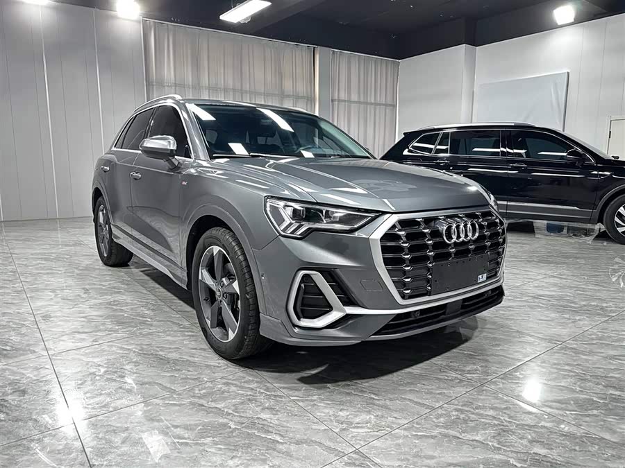 Audi Q3 2022