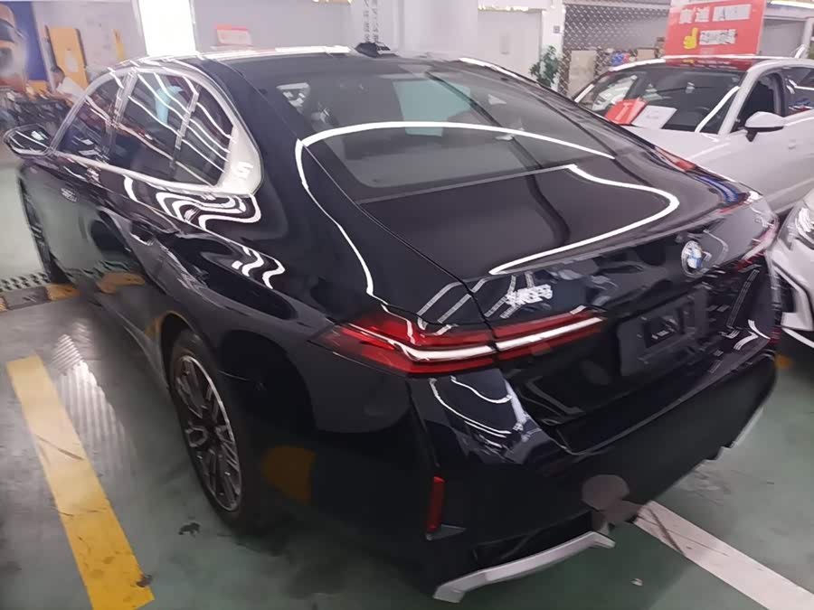 BMW 5 Series 2025