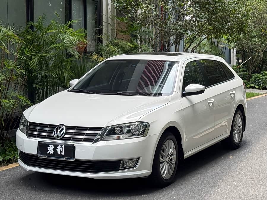 Volkswagen Gran Lavida 2013