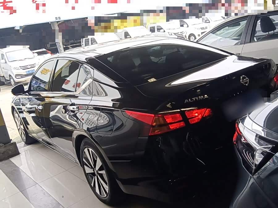 Nissan Teana 2021