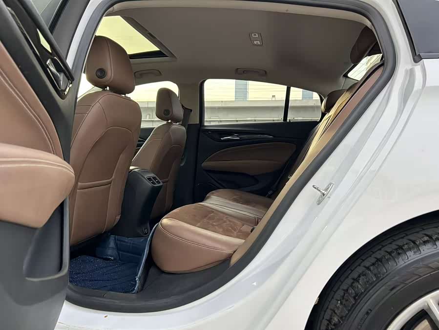 Buick Regal 2019