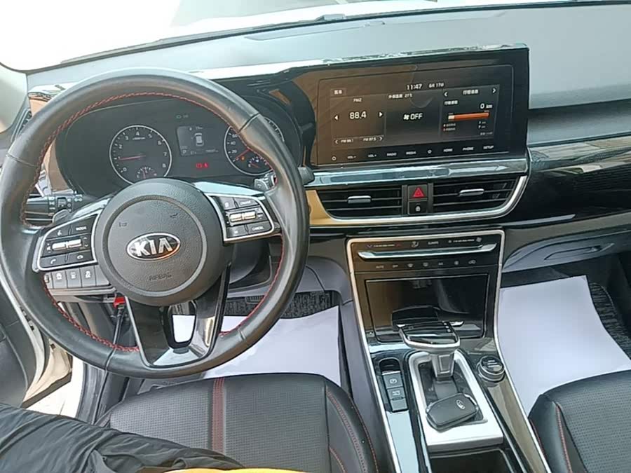 Kia KX3 Proud Running 2020 — фото 10