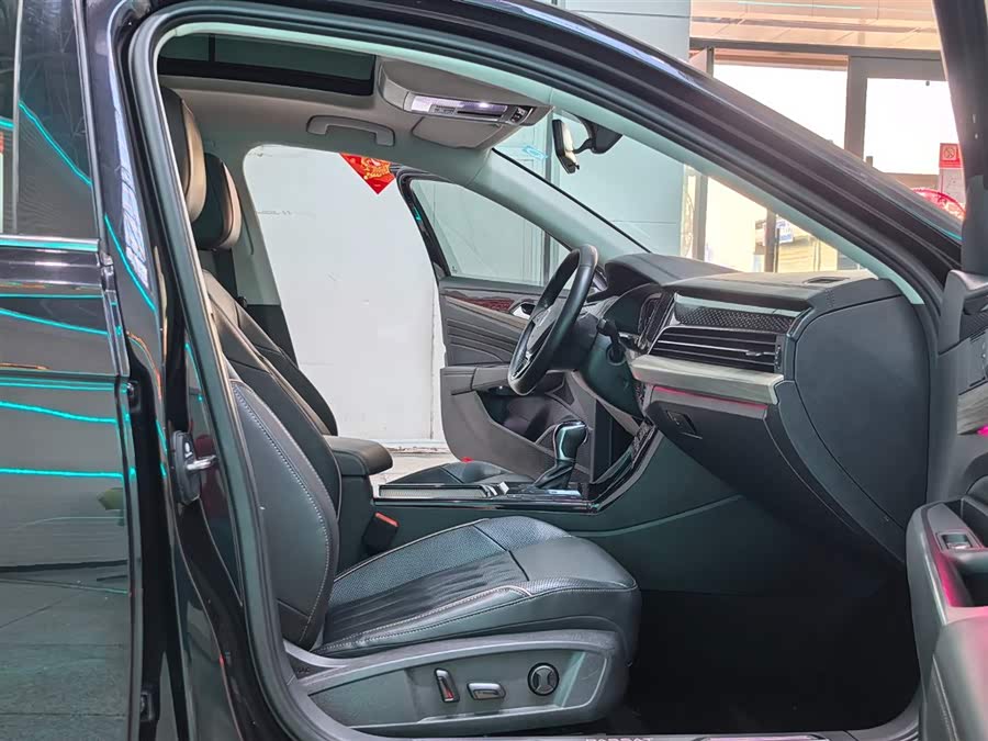 Volkswagen Passat 2021