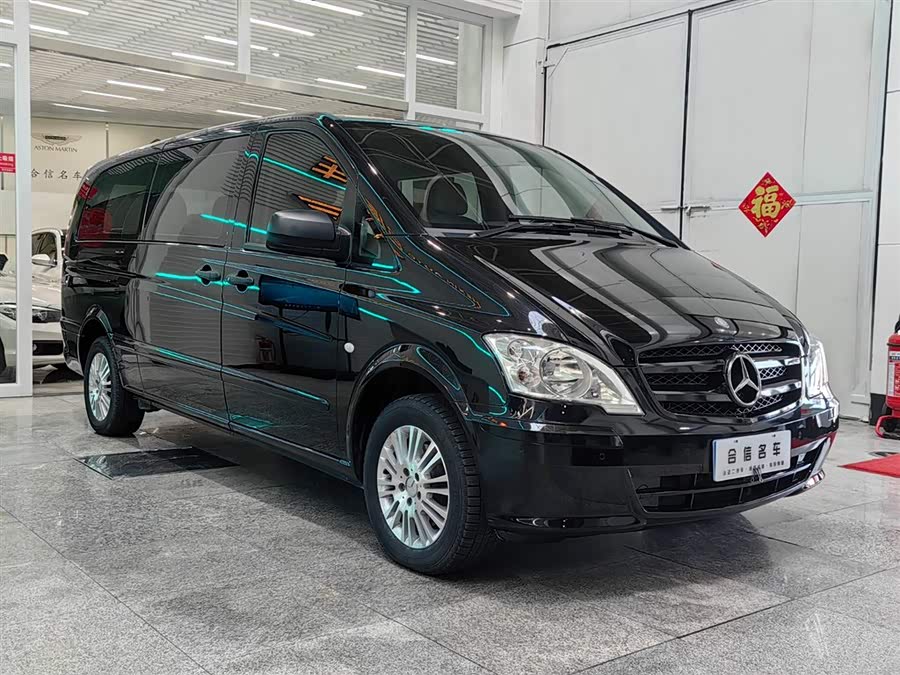 Mercedes-Benz Vito 2013