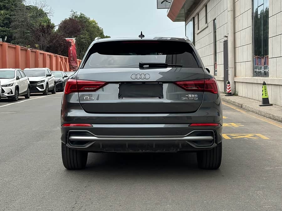 Audi Q3 2022