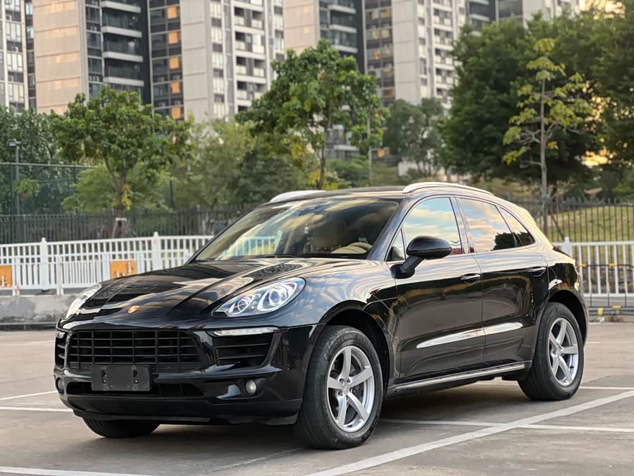 Porsche Macan 2014