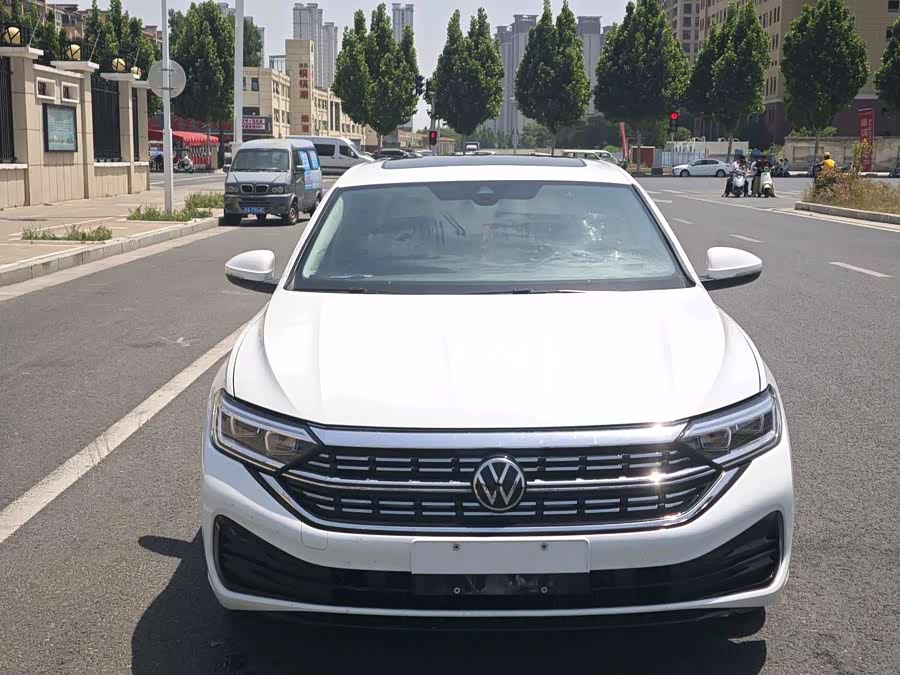Volkswagen Sagitar 2023