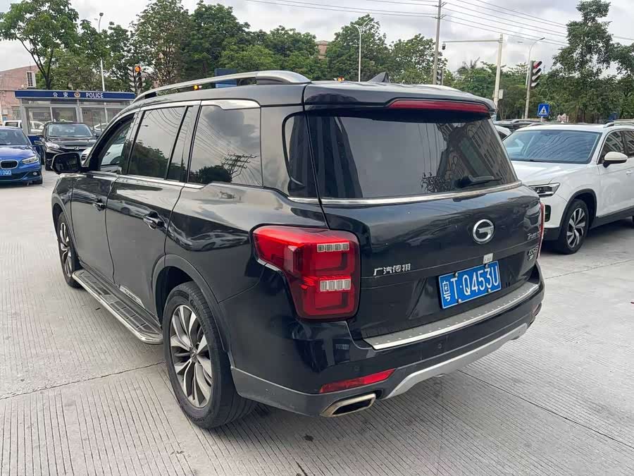 GAC Trumpchi GS8 2017