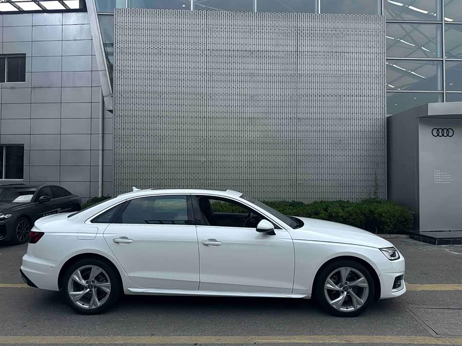 Audi A4L 2020