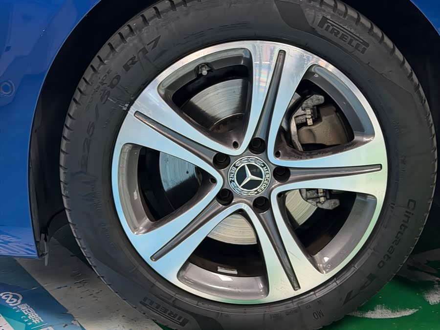 Mercedes-Benz C-Class 2022