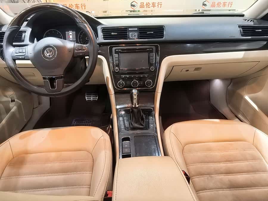 Volkswagen Passat 2014