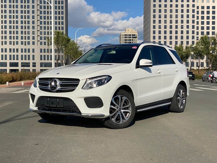 Mercedes-Benz GLE 2016