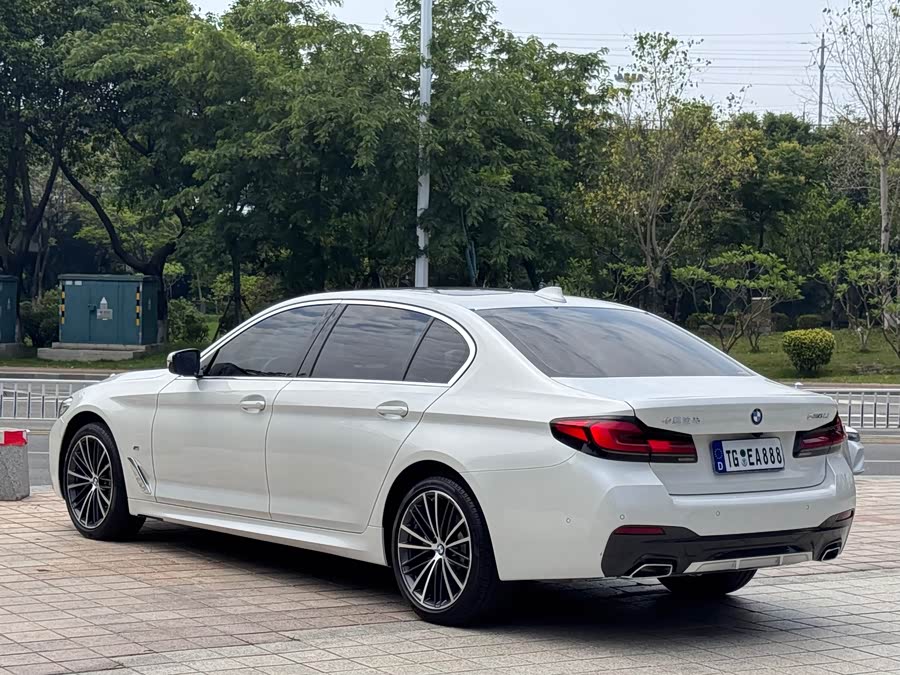 BMW 5 Series 2022