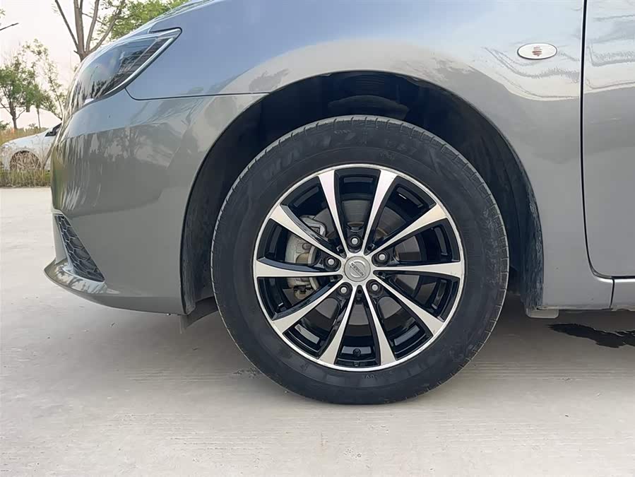 Nissan Sylphy 2019 — фото 10