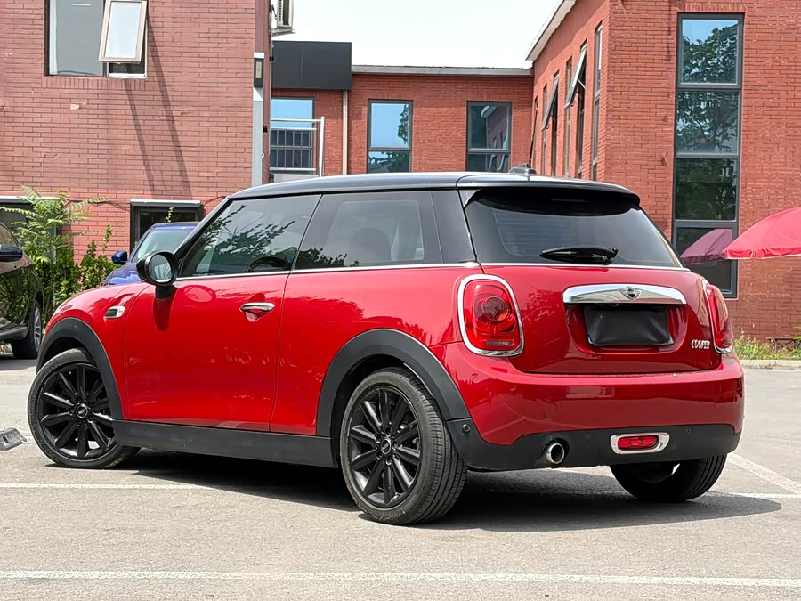 MINI MINI 2018