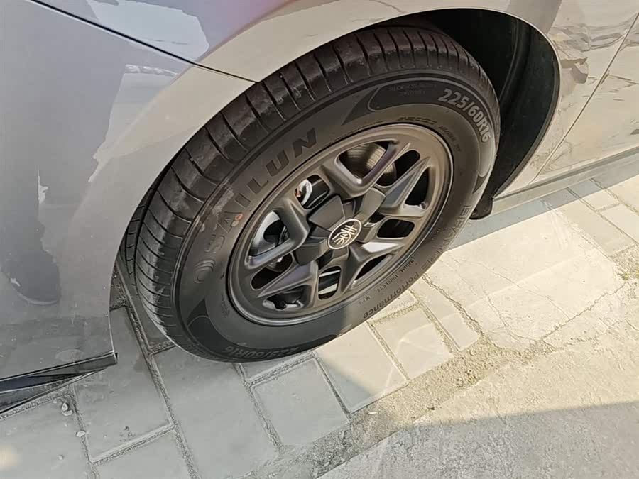 BYD Qin PLUS 2025 — фото 23