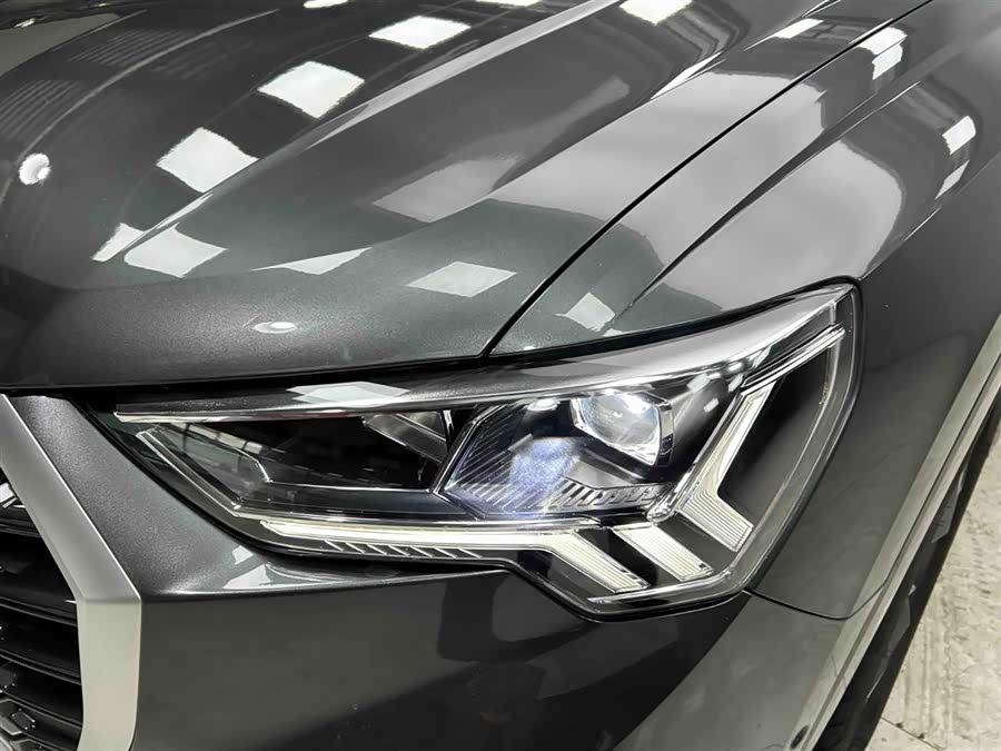 Audi Q3 2023 — фото 18