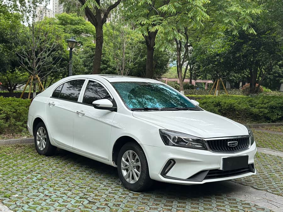 Geely Emgrand 2021
