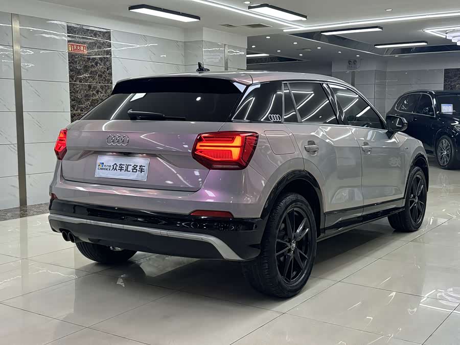 Audi Q2L 2018