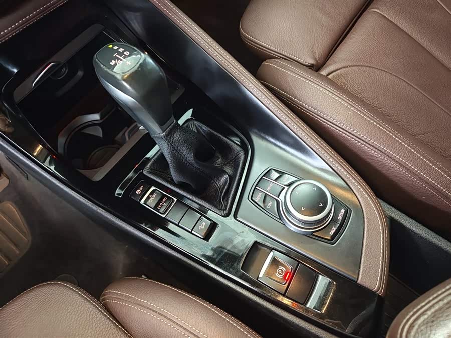 BMW X1 2019 — фото 15