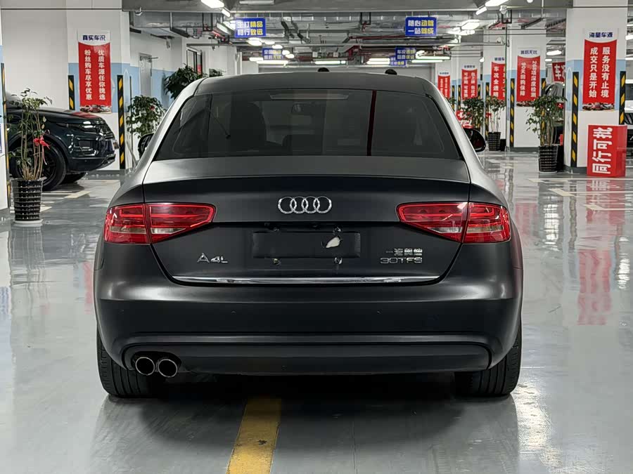 Audi A4L 2015