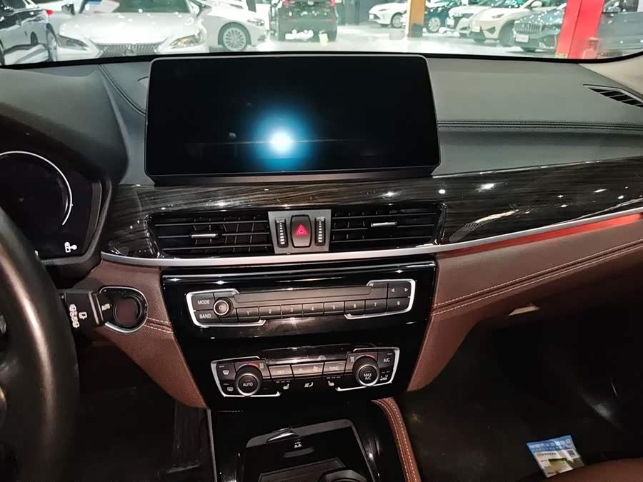 BMW X1 2022 — фото 16