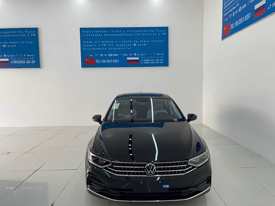 Volkswagen Magotan 2025