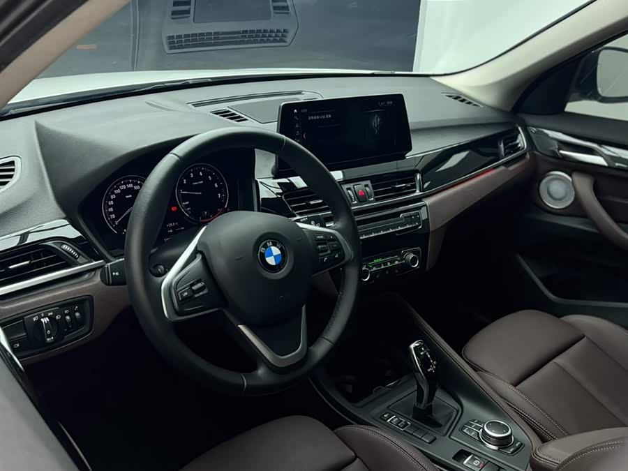BMW X1 2022 — фото 12
