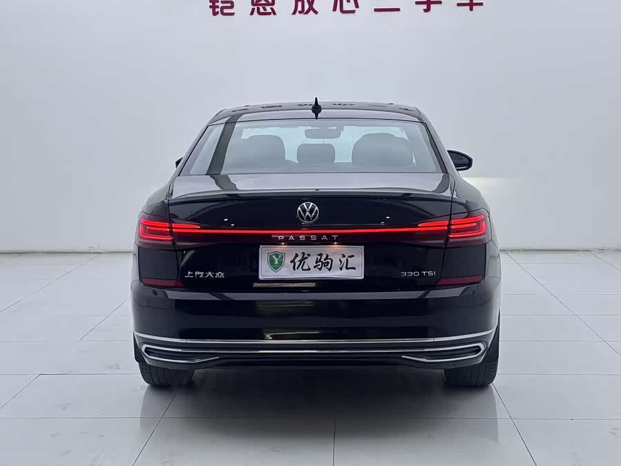 Volkswagen Passat 2024