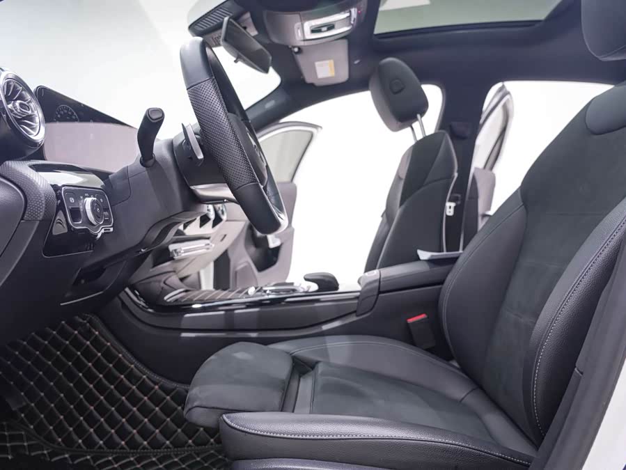 Mercedes-Benz A-Class 2021 — фото 24
