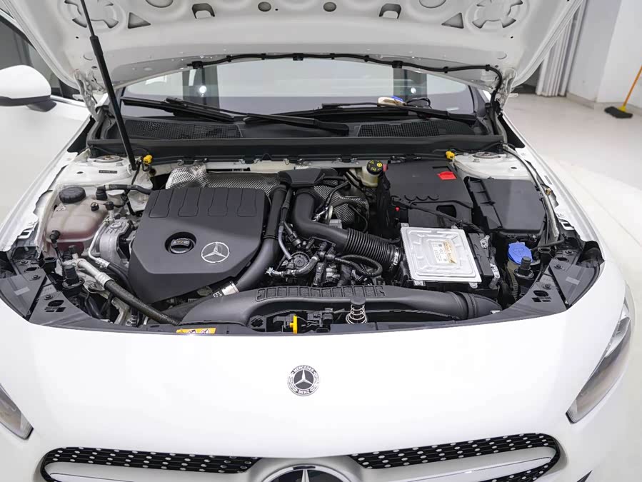 Mercedes-Benz A-Class 2021 — фото 23