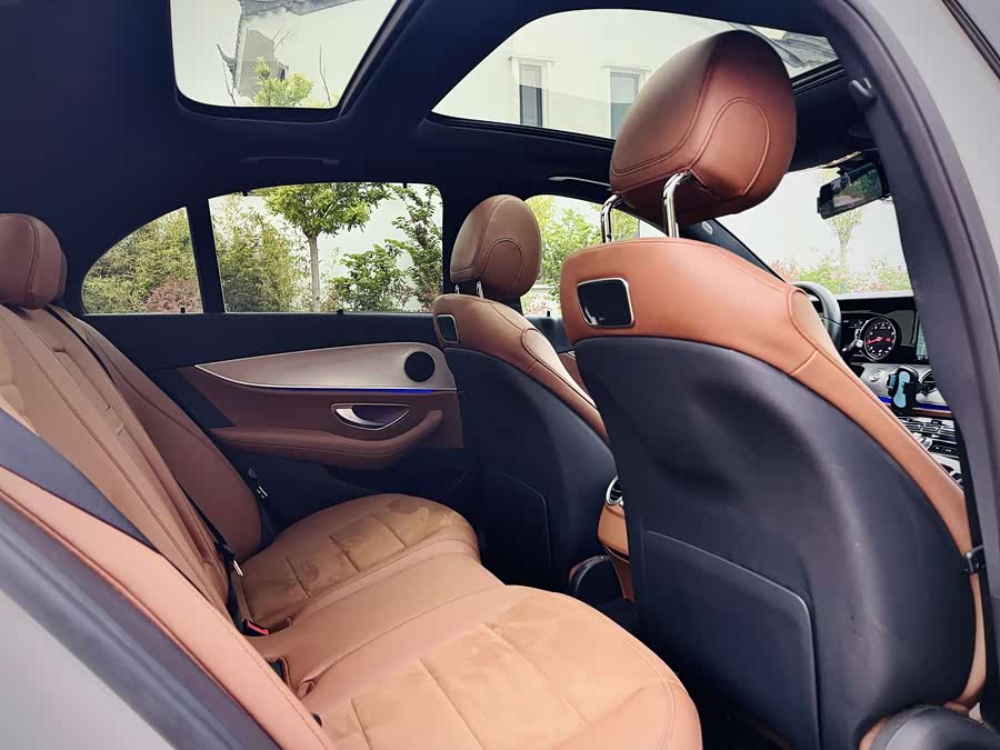 Mercedes-Benz E-Class 2017 — фото 16