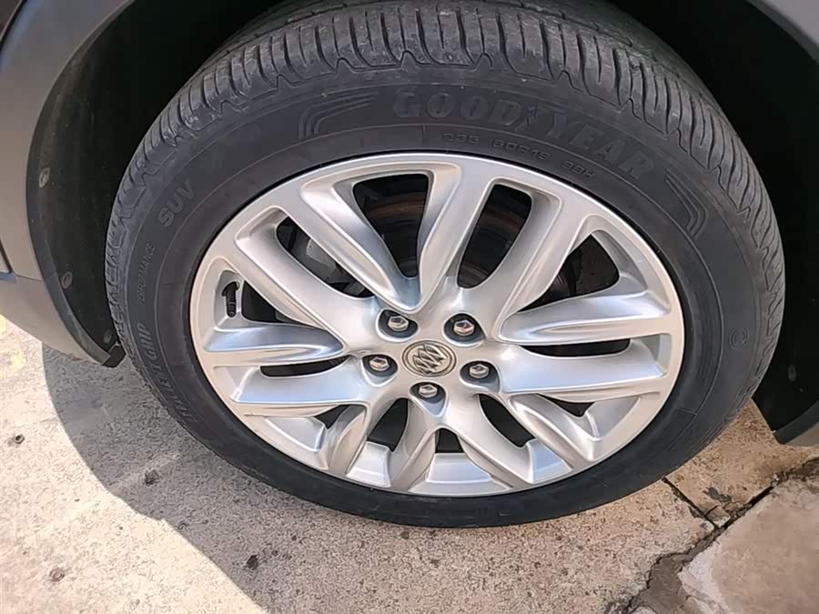 Buick Envision Plus 2018 — фото 23