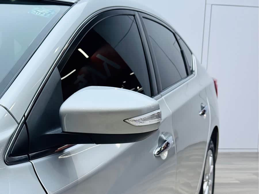 Nissan Sylphy 2019 — фото 23