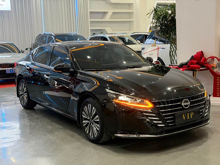Nissan Teana 2022