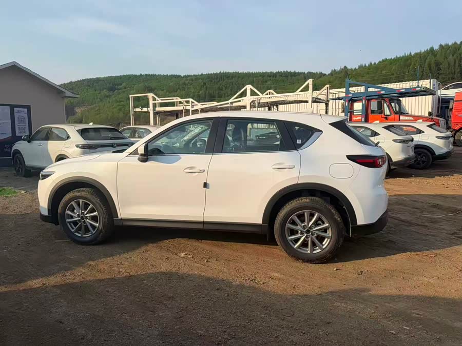 Mazda CX-5 2025